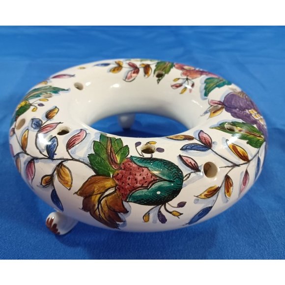 FOOTED PINK PURPLE FLORAL FLOWER RING VASE FROG POTTERY MADE IN PORTUGAL VINTAGE - Picture 4 of 6